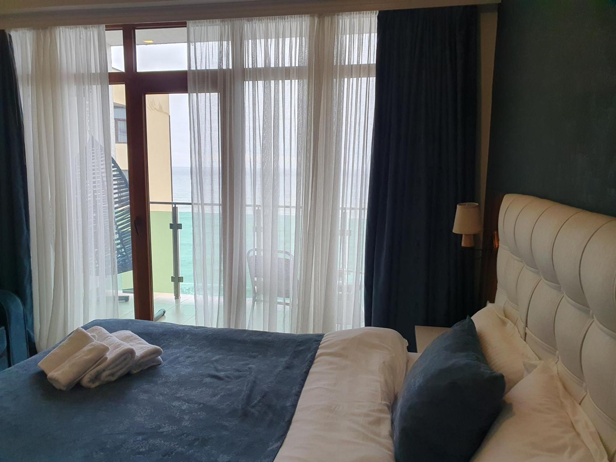 The Fresh Wave Hotel Batumi Luaran gambar